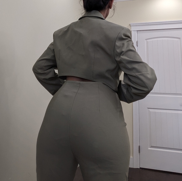 NWT OAK + FORT Cropped Blazer Discontinued - Picture 6 of 6